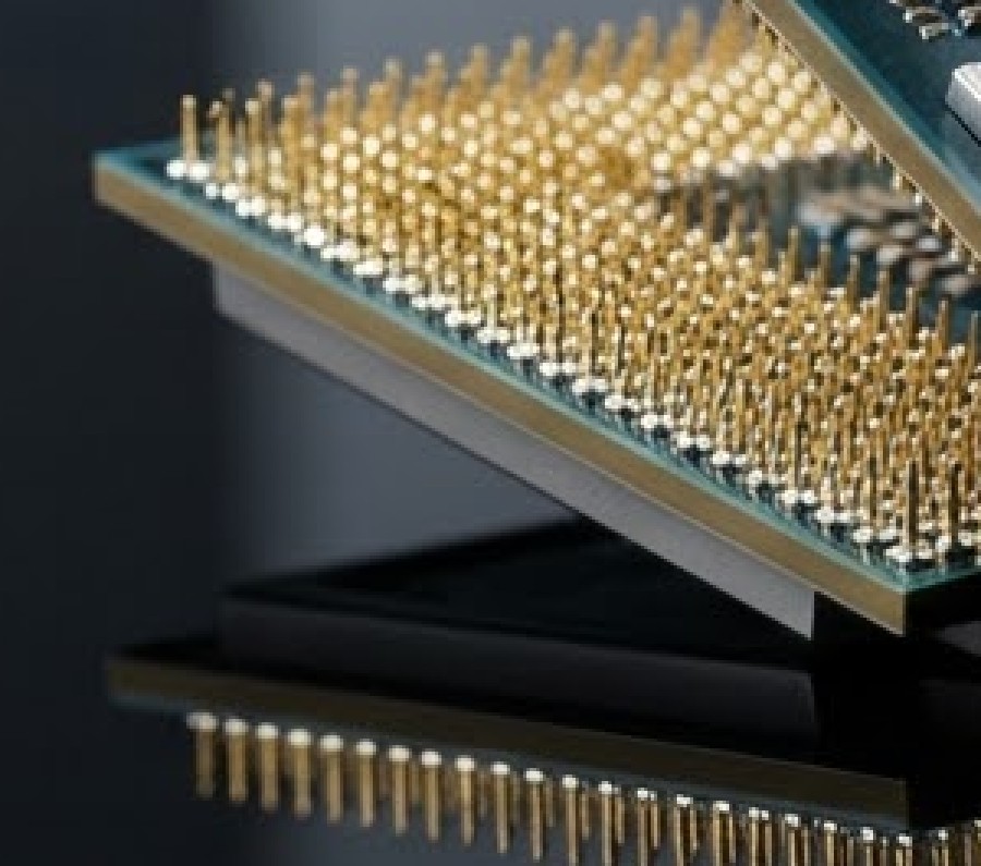 Ryzen 7 9700X — 8 Cores · 16 Threads · Socket AM5